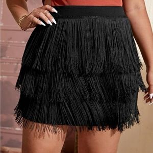 SHEIN Privé Plus Fringe Overlay Skirt 2X